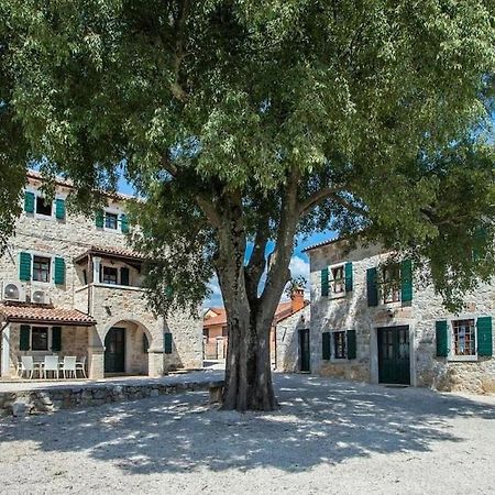 Antonci  Villa Antonci-18, Pool, 3 Houses, Jacuzzi, Private Territory מראה חיצוני תמונה