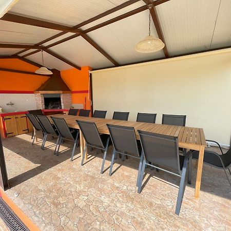 Antonci  Villa Antonci-18, Pool, 3 Houses, Jacuzzi, Private Territory מראה חיצוני תמונה